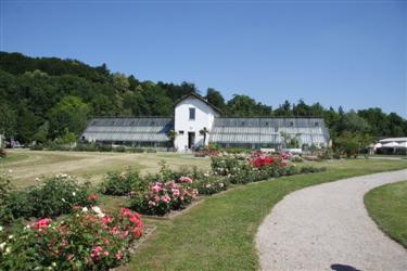 glasshouse Tivoli, Tivoli Park Glasshouse, Tivoli park, glasshouse in park, exhibition of tropical plants, rose garden, central park ljubljana