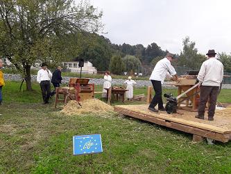 kmecki dan, turisticno drustvo novaki